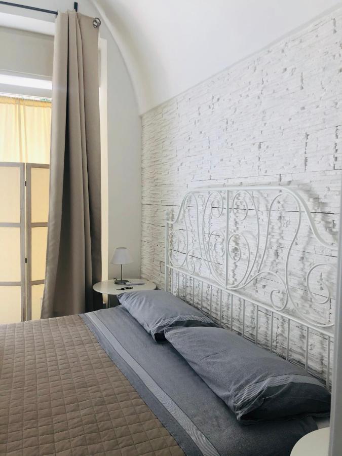 Zi' Mari' - Via Roma Hotell Polignano a Mare Exteriör bild