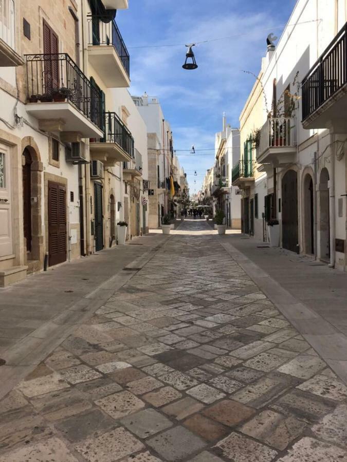 Zi' Mari' - Via Roma Hotell Polignano a Mare Exteriör bild